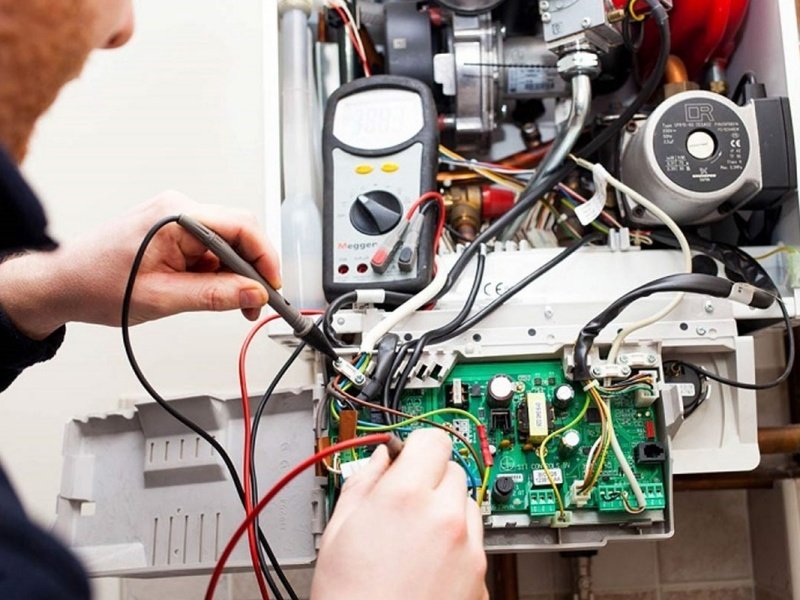 تشخیص علت سوختن فیوز